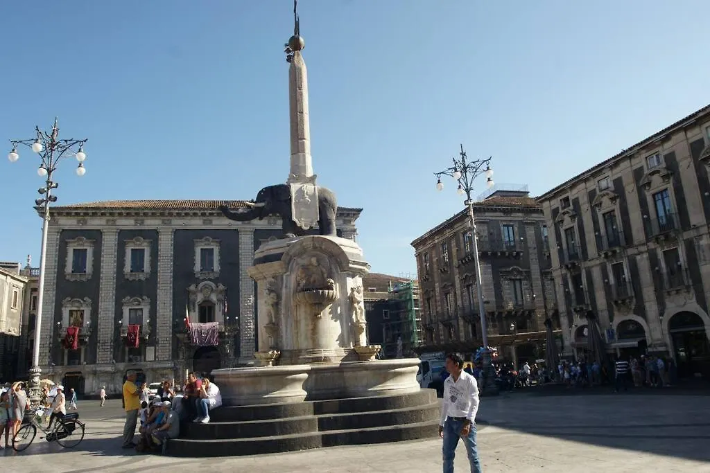 Palazzo Vitrano - Tourist Apartment Catania 0*,  Italy